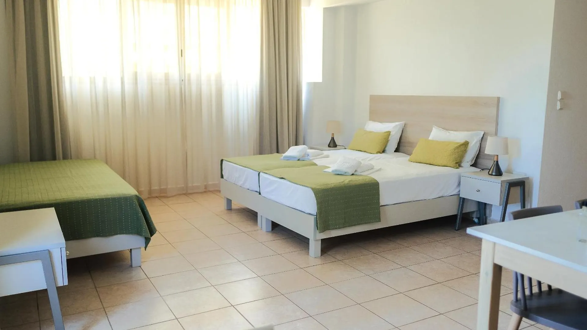 *** Lägenhetshotell Ilian Beach & Apartments Rethymno Grekland