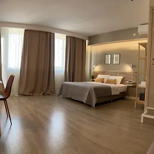 https://luxor-premium-suites.hotels-of-thessaloniki.com